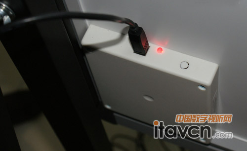 IQBoard ѹʽӰװUSBӿ